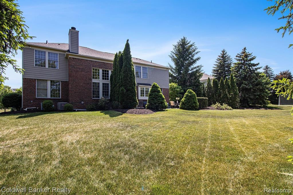 18007 STONEBROOK Drive, Northville, MI 48168 — Photo 47