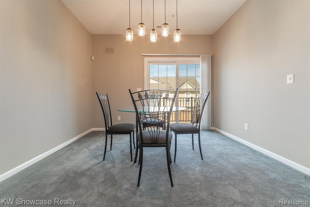 4211 ADDINGTON Drive, Commerce Twp, MI 48390 — Photo 5