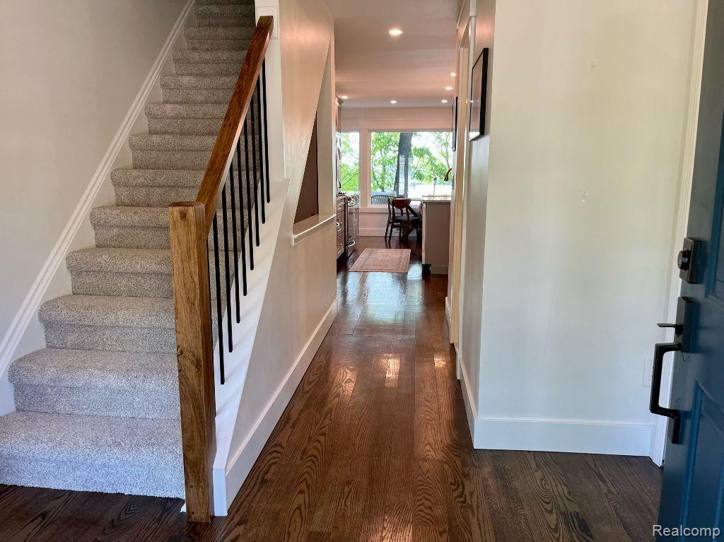 7963 LAKE CREST Drive, Ypsilanti, MI 48197 — Photo 3