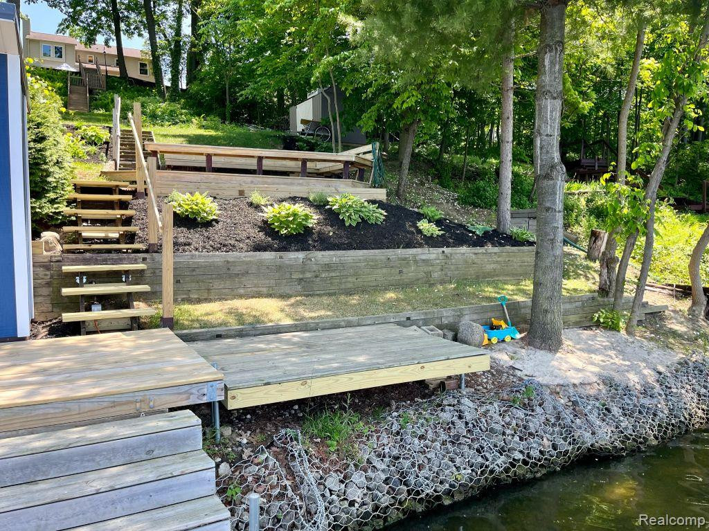 7963 LAKE CREST Drive, Ypsilanti, MI 48197 — Photo 41