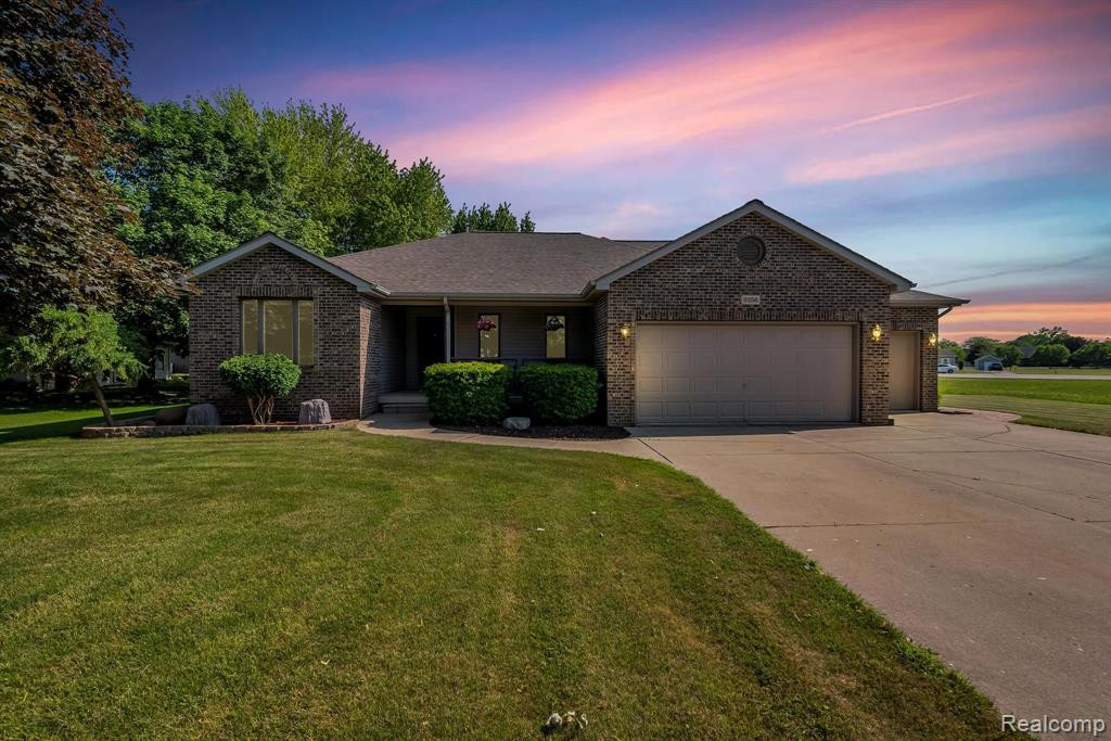 9356 MAPLE Street, New Lothrop, MI 48460 — Photo 2