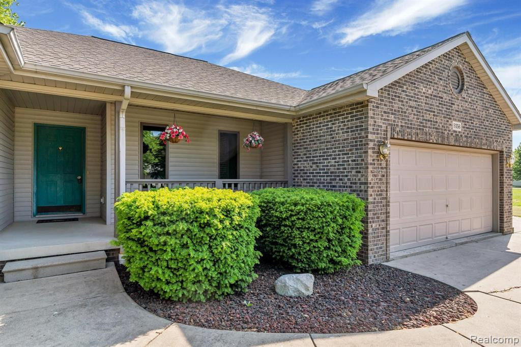 9356 MAPLE Street, New Lothrop, MI 48460 — Photo 5