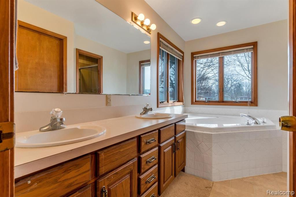 9356 MAPLE Street, New Lothrop, MI 48460 — Photo 18