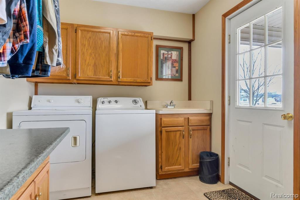 9356 MAPLE Street, New Lothrop, MI 48460 — Photo 30