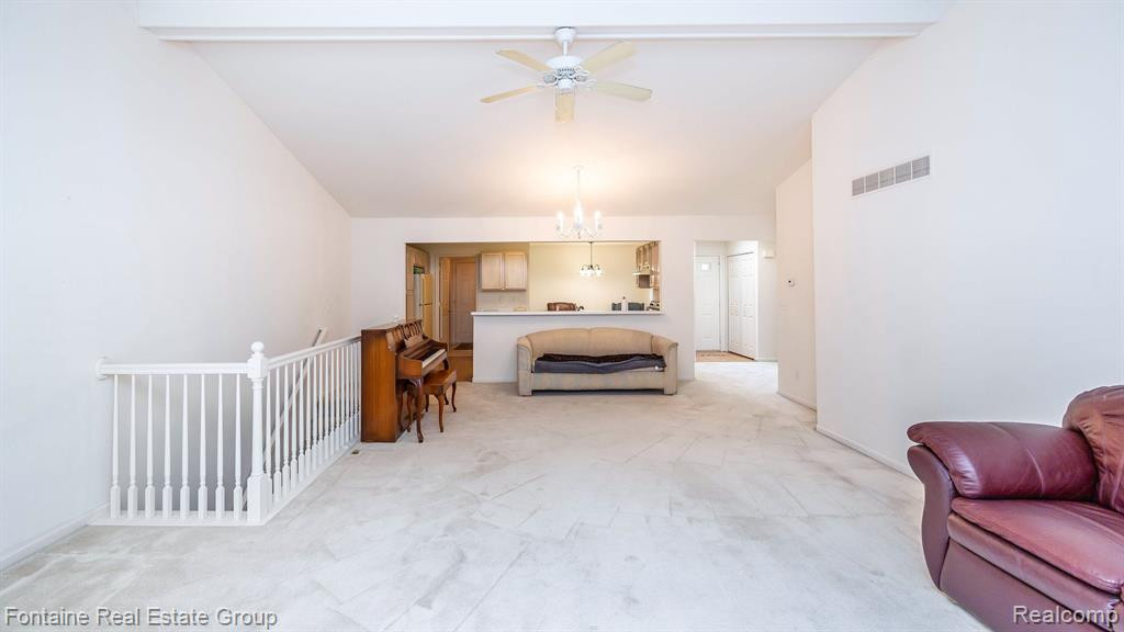 7535 GREEN MEADOW Lane, Canton, MI 48187 — Photo 14