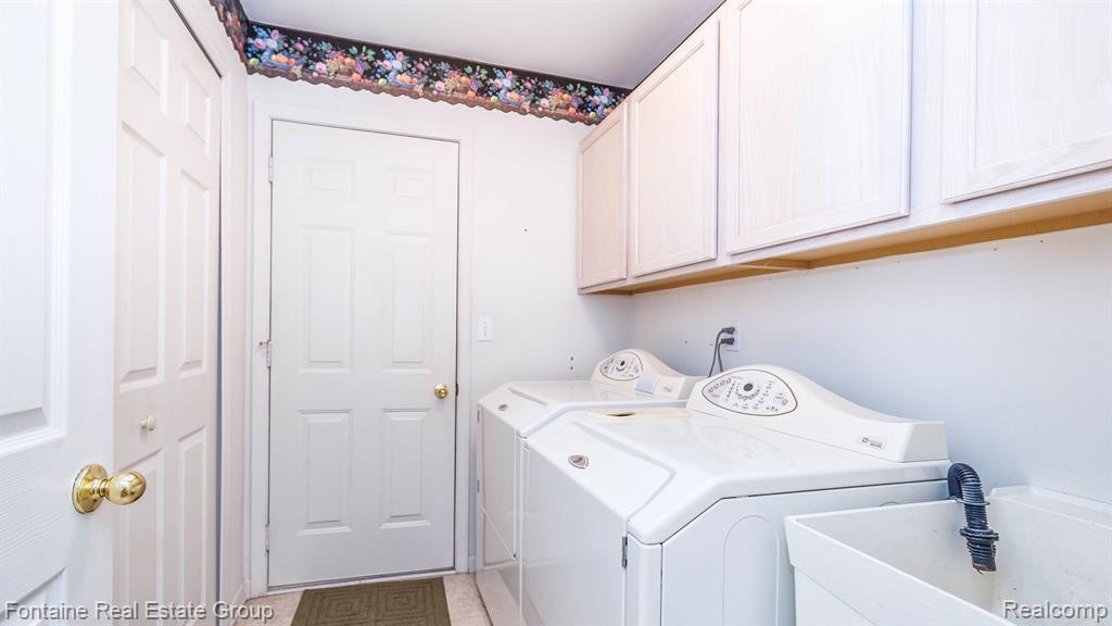 7535 GREEN MEADOW Lane, Canton, MI 48187 — Photo 22