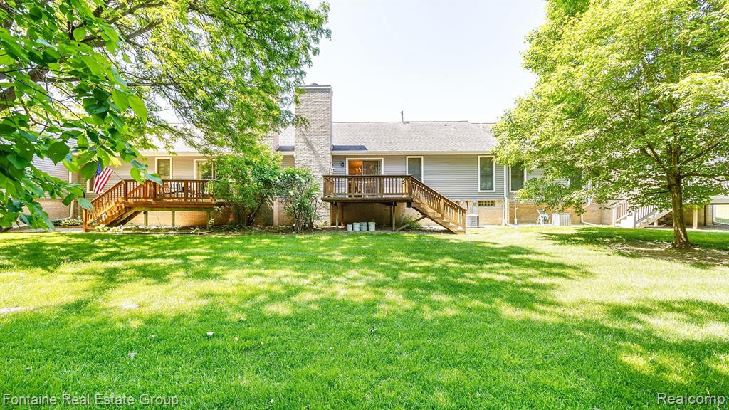 7535 GREEN MEADOW Lane, Canton, MI 48187 — Photo 26