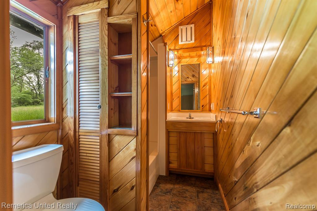 1405 BURKLEY Road, Williamston, MI 48895 — Photo 23