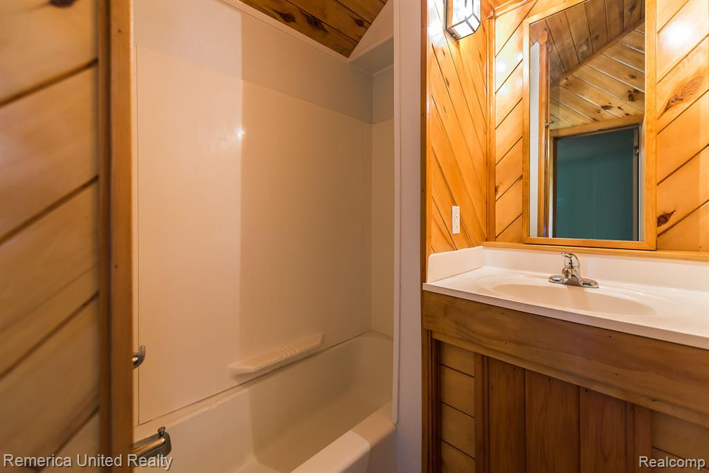 1405 BURKLEY Road, Williamston, MI 48895 — Photo 24