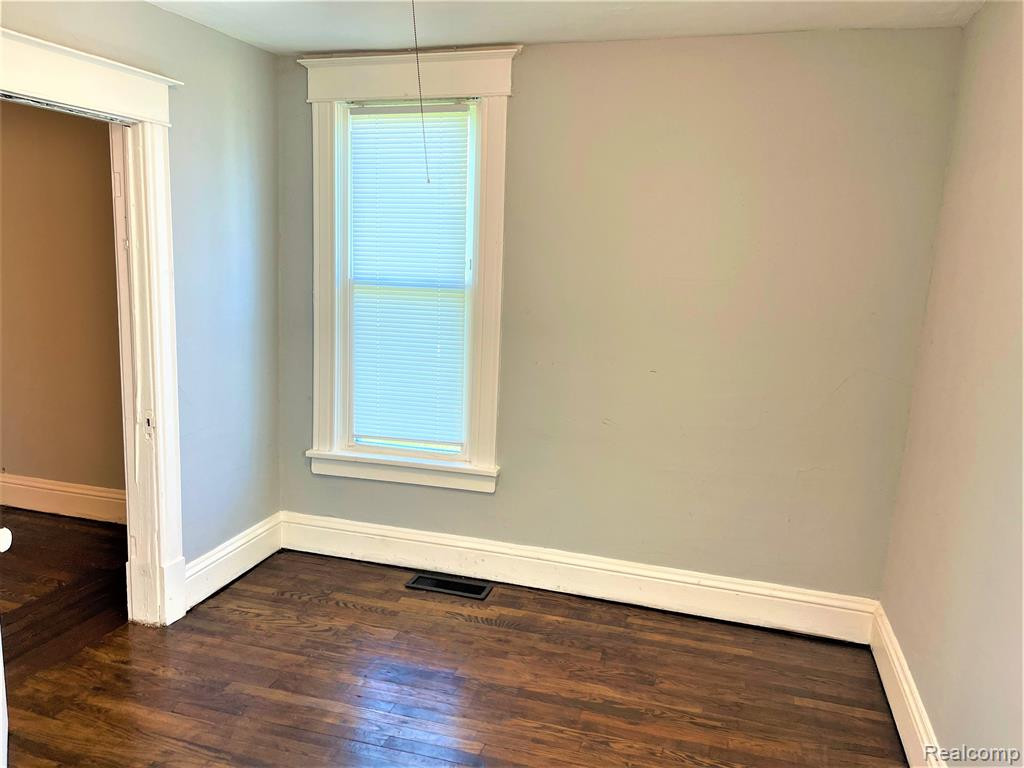 6942 1/2 MILE Road, East Leroy, MI 49051 — Photo 10