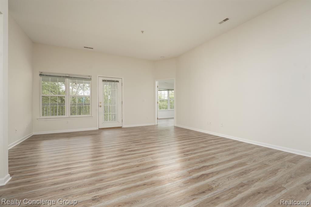 1187 JOYCE Lane, Ann Arbor, MI 48103 — Photo 2
