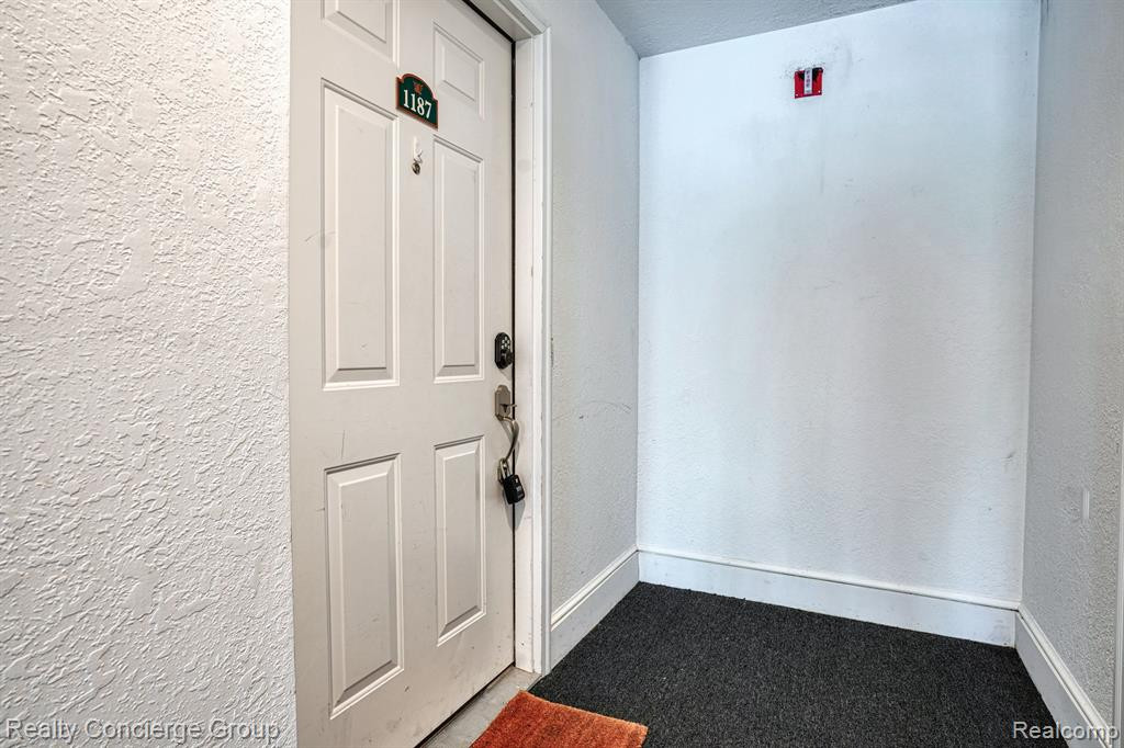 1187 JOYCE Lane, Ann Arbor, MI 48103 — Photo 17