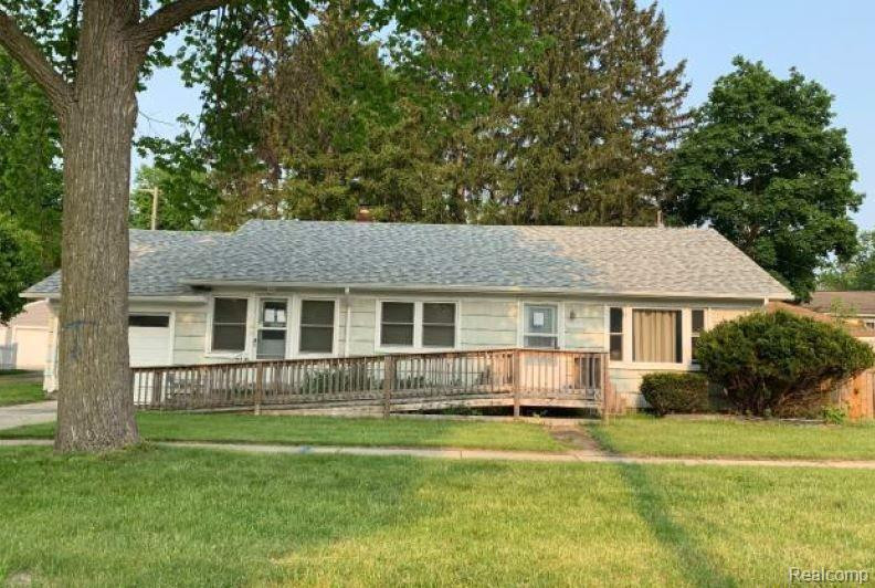 74220 1ST Street, Armada, MI — front exterior