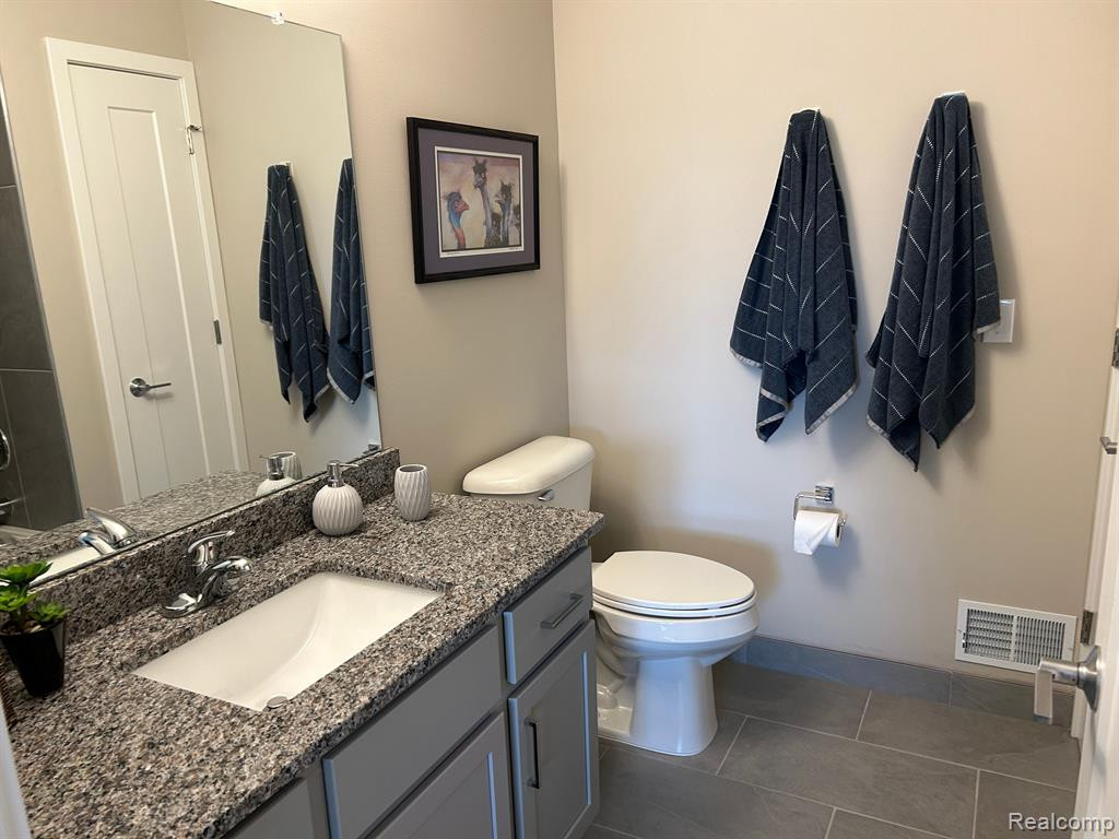 41656 ORIANNA Lane, 7, Novi, MI — Photo 22