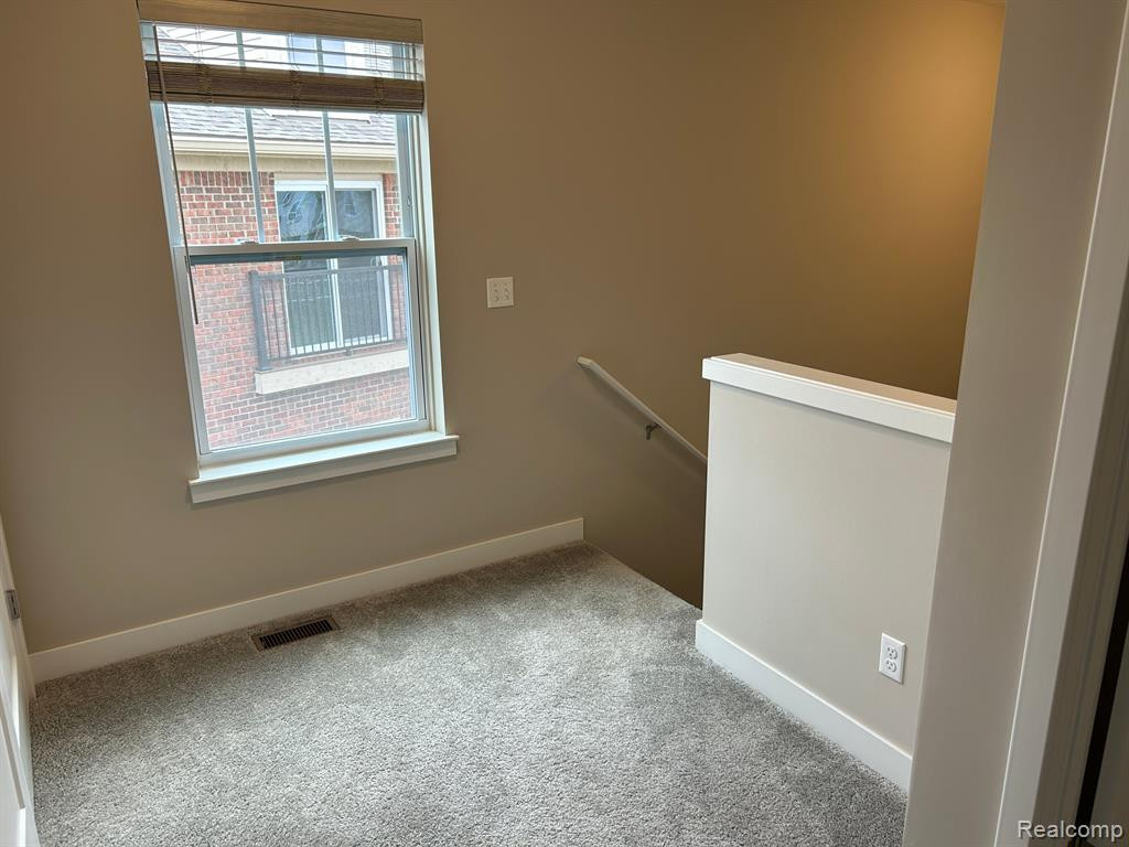 41656 ORIANNA Lane, 7, Novi, MI — Photo 33