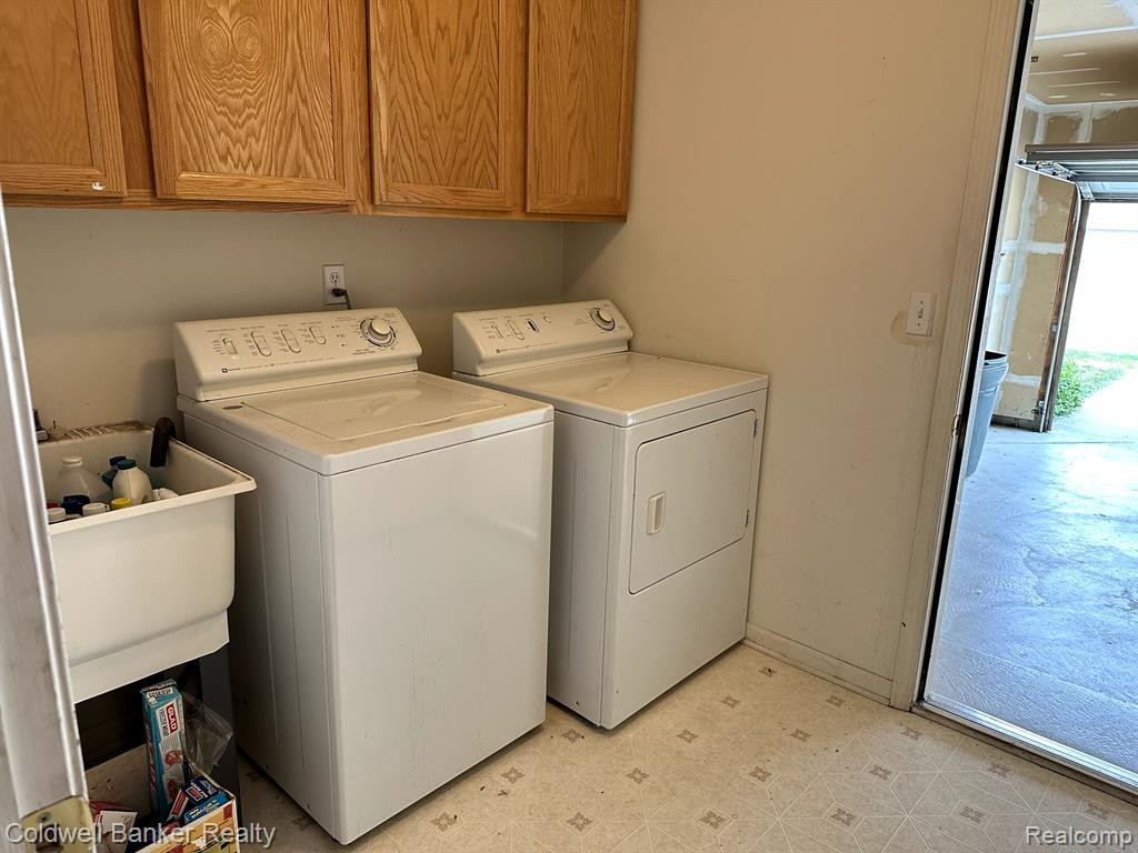 7455 GREEN MEADOW Lane, Canton, MI 48187 — Photo 4
