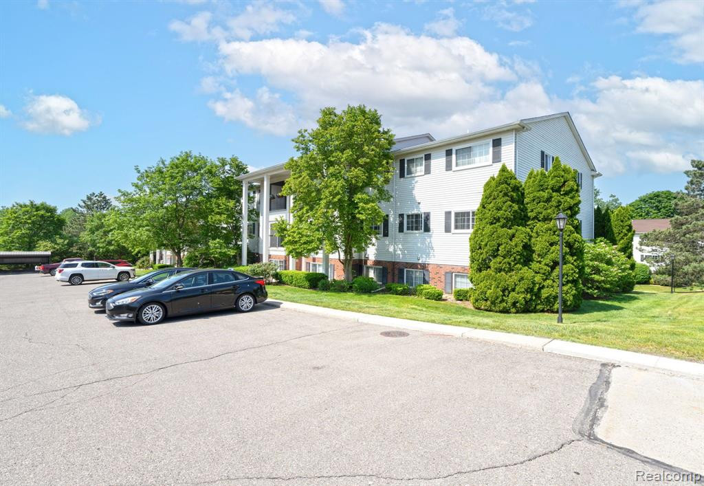440 Baldwin Avenue, 71, Rochester, MI 48307 — Photo 3