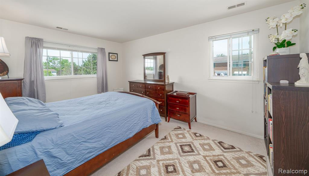 440 Baldwin Avenue, 71, Rochester, MI 48307 — Photo 12