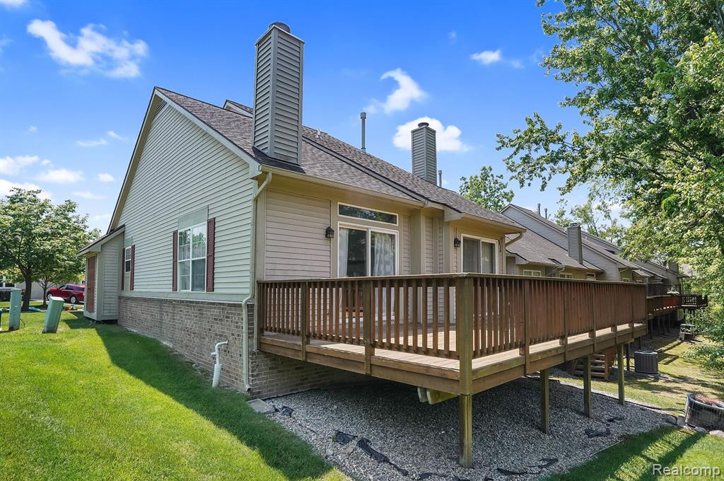 41770 Webster Ct., Novi, MI 48377 — Photo 3