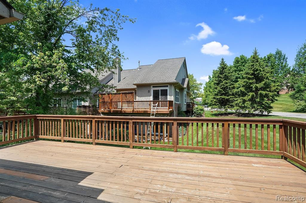 41770 Webster Ct., Novi, MI 48377 — Photo 4