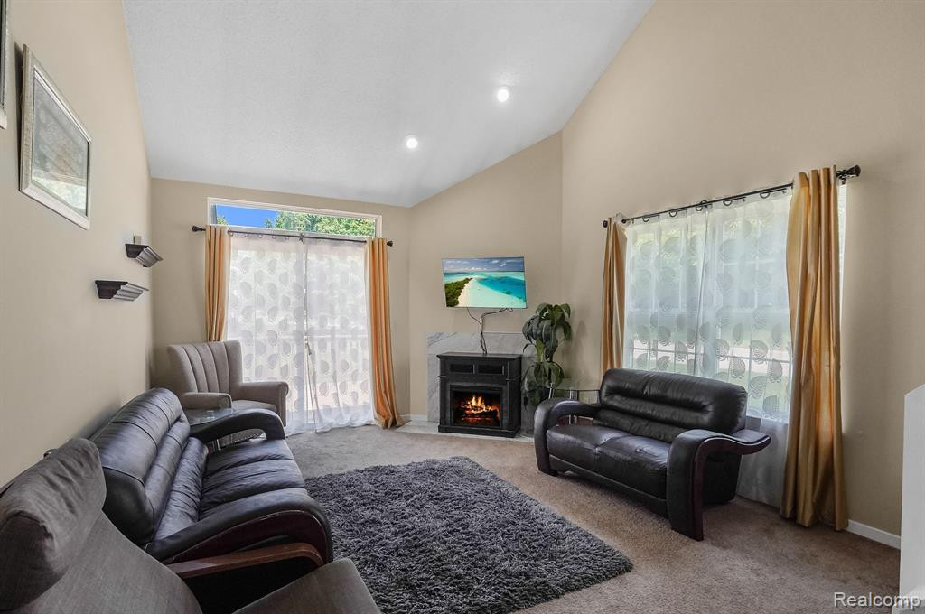 41770 Webster Ct., Novi, MI 48377 — Photo 10