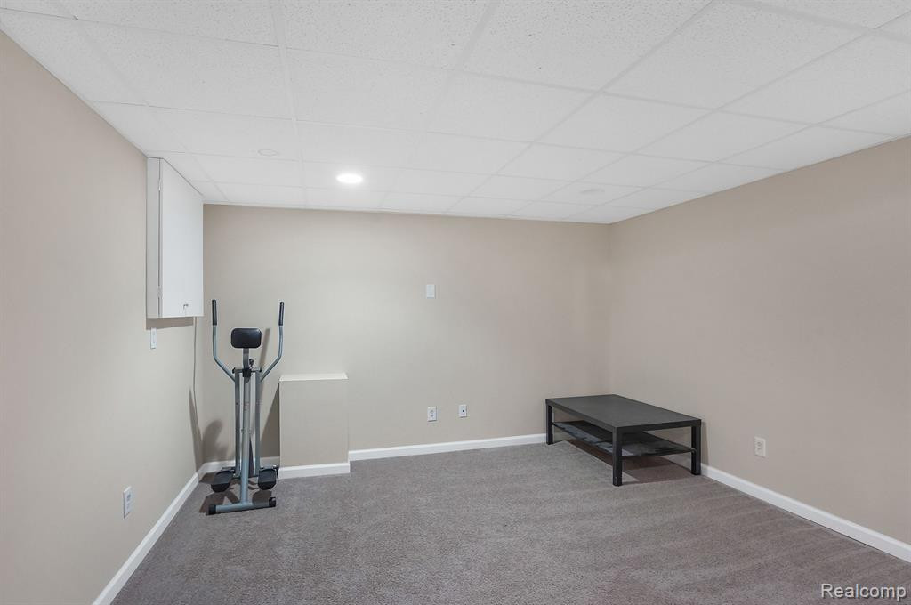 41770 Webster Ct., Novi, MI 48377 — Photo 18