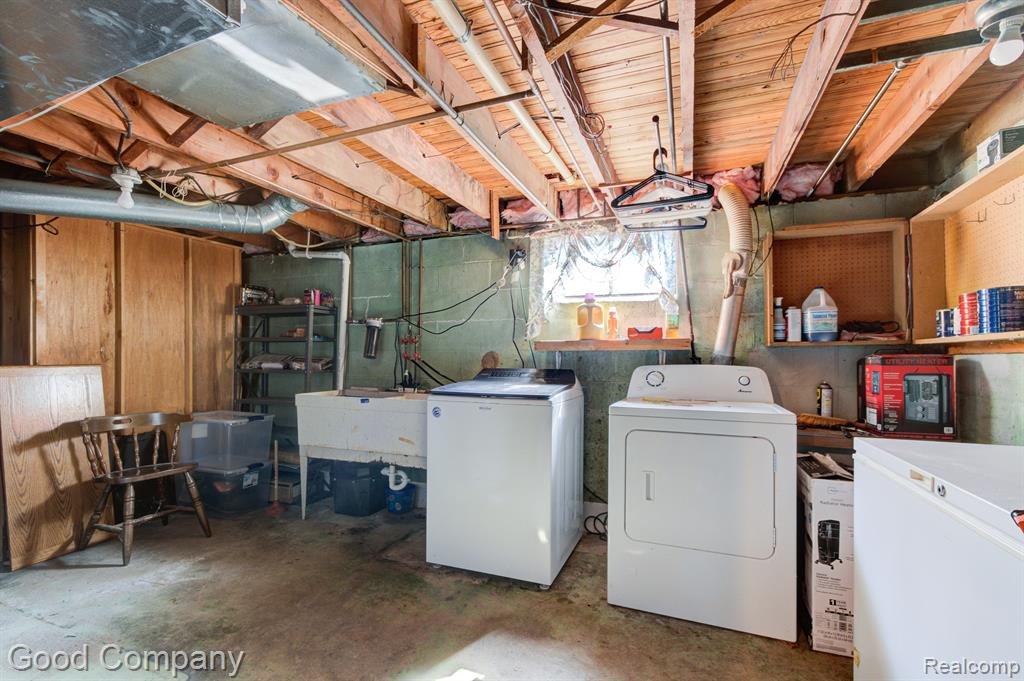 14 DIVISION Street, Oxford, MI 48371 — Photo 26