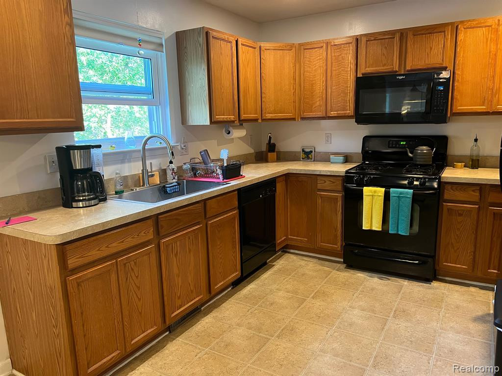 474 EASTMAN Street, Ypsilanti, MI 48197 — Photo 10