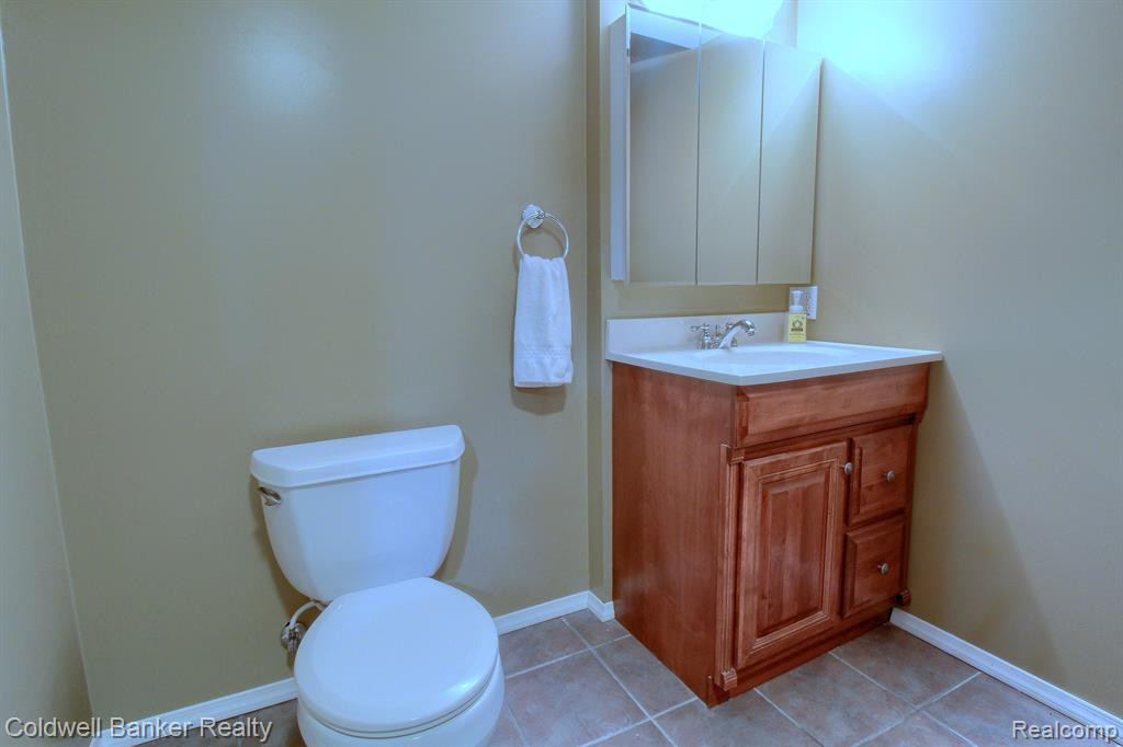 8905 MILLINGTON Court, 27, Belleville, MI 48111 — Photo 19