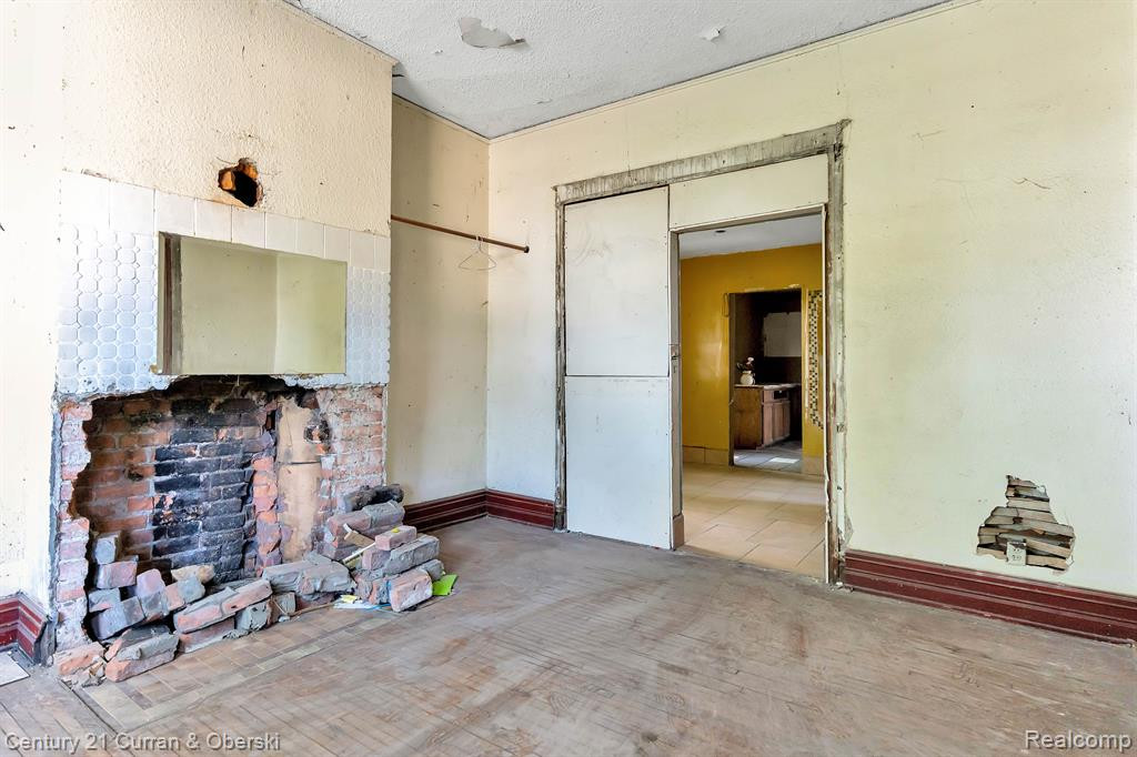732 S GREEN Street, Detroit, MI 48209 — Photo 8