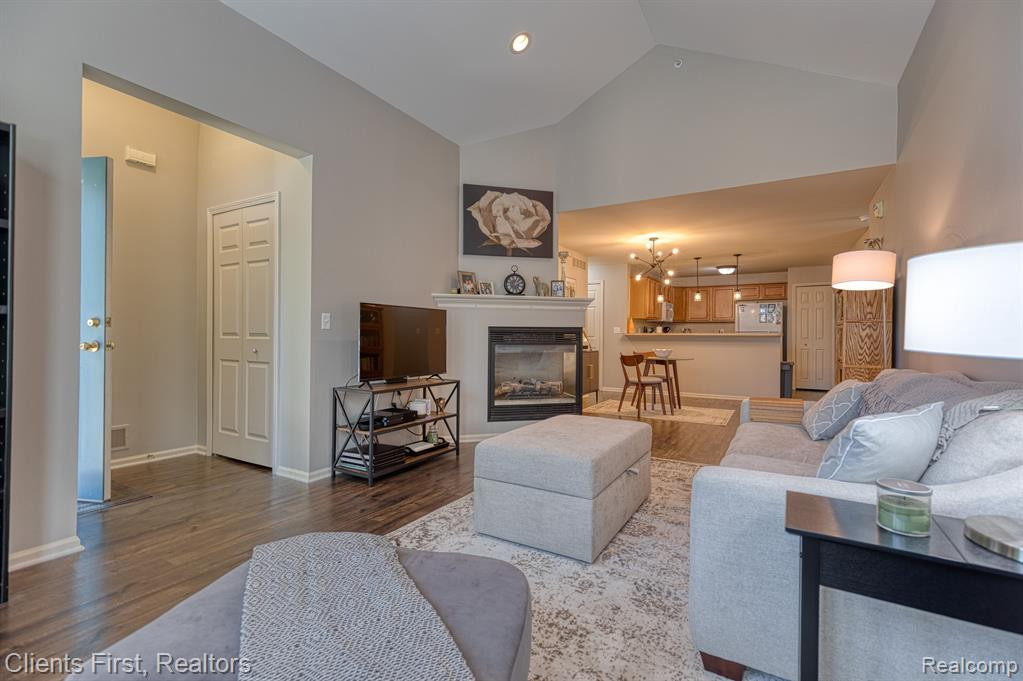 17102 CAITLIN Circle, Walled Lake, MI 48390 — Photo 6