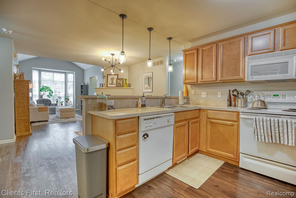 17102 CAITLIN Circle, Walled Lake, MI 48390 — Photo 13