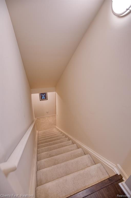 17102 CAITLIN Circle, Walled Lake, MI 48390 — Photo 20