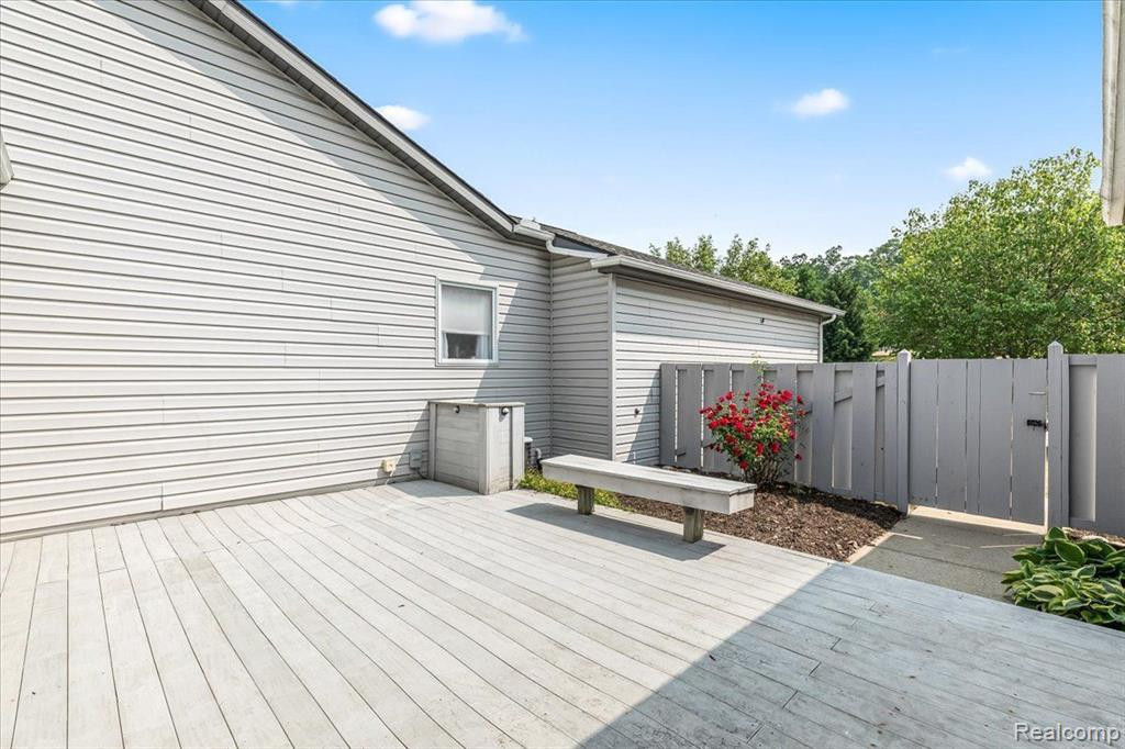 2964 W TELLURIDE, Brighton, MI 48114 — Photo 6