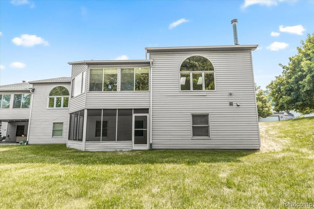 2964 W TELLURIDE, Brighton, MI 48114 — Photo 8