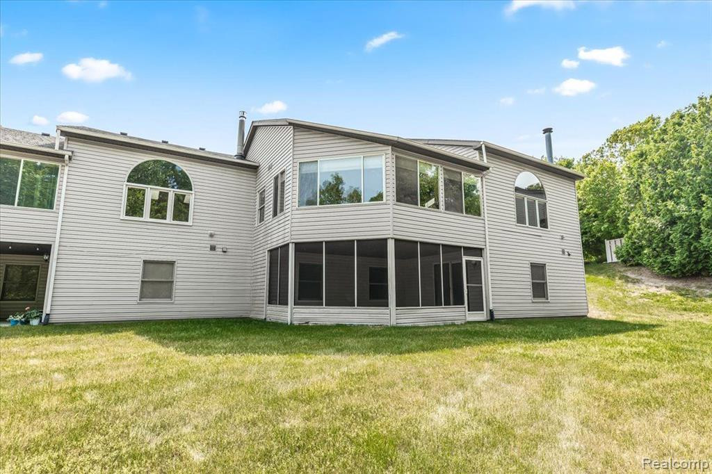 2964 W TELLURIDE, Brighton, MI 48114 — Photo 9