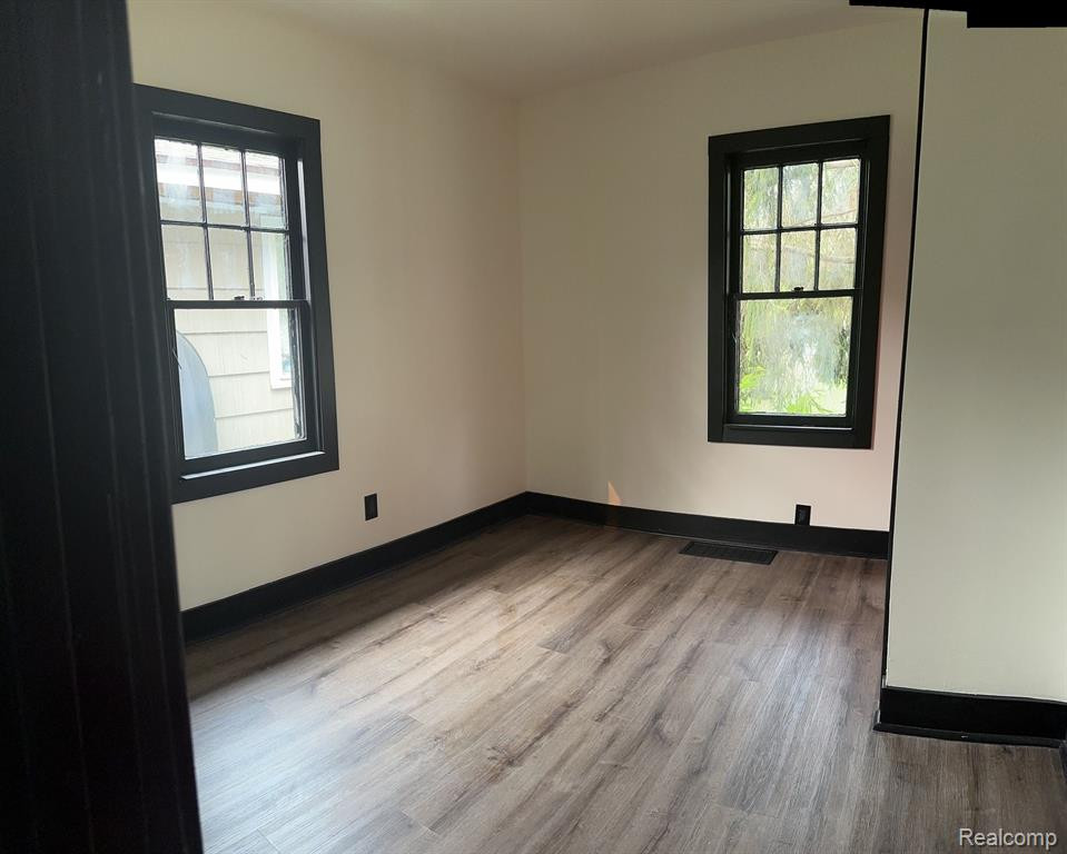 520 N HURON Street, Ypsilanti, MI 48197 — Photo 9