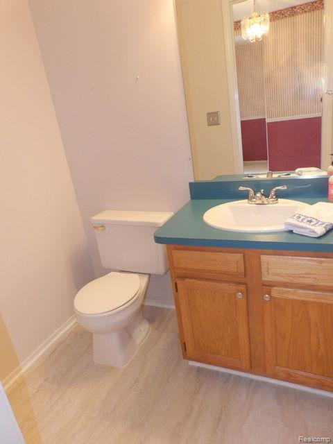 22509 SILVER CREEK Drive, Woodhaven, MI 48183 — Photo 5