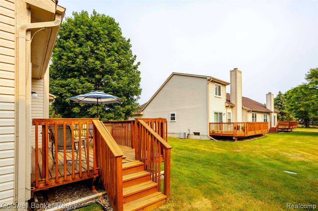 2097 Oakbrook Boulevard, Walled Lake, MI 48390 — Photo 6
