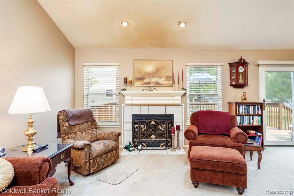 2097 Oakbrook Boulevard, Walled Lake, MI 48390 — Photo 23