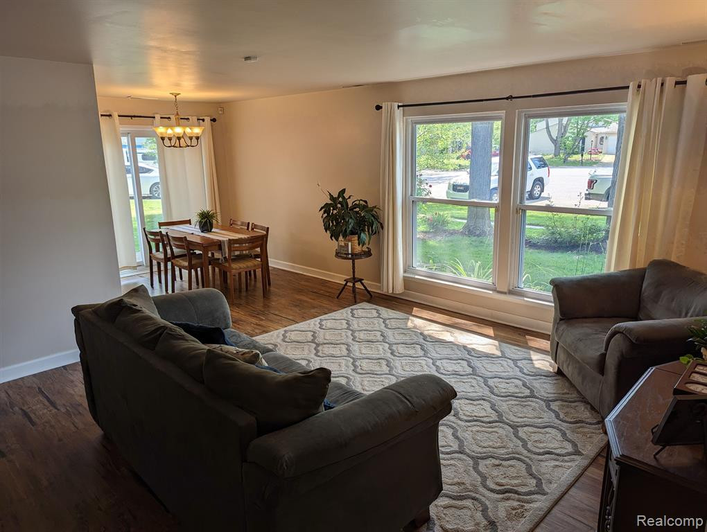 5883 Big Pine Court, Ypsilanti, MI 48197 — Photo 3
