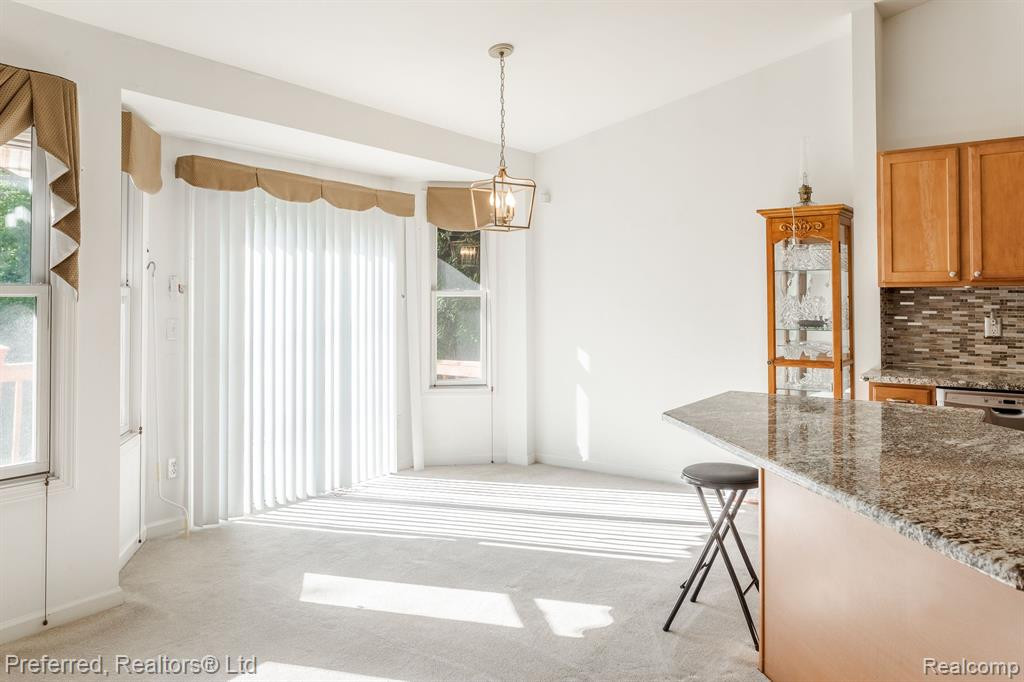 23740 W LAKE Circle, Brownstown, MI 48183 — Photo 12
