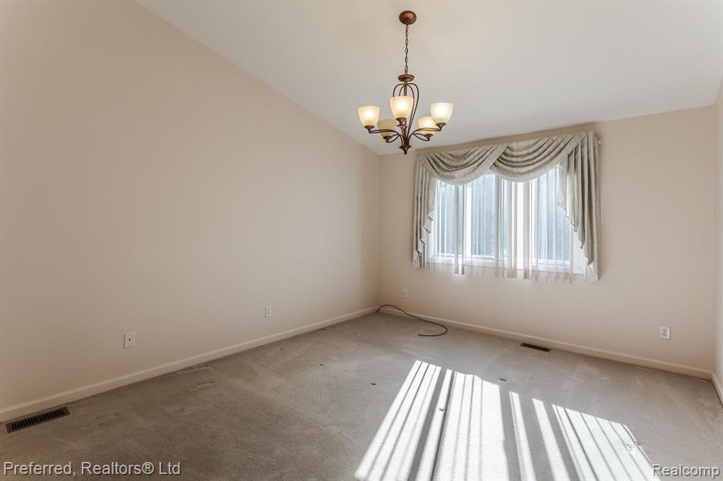 23740 W LAKE Circle, Brownstown, MI 48183 — Photo 19