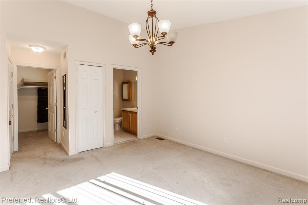23740 W LAKE Circle, Brownstown, MI 48183 — Photo 20
