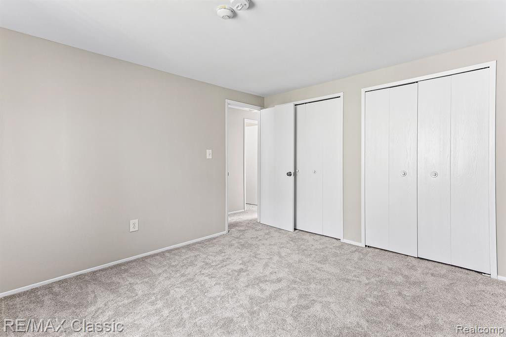 1933 W FRANKLIN Drive, Canton, MI 48187 — Photo 19