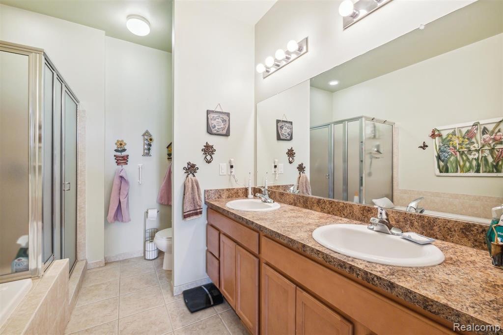 4297 FOREST BRIDGE Drive, Canton, MI 48188 — Photo 14