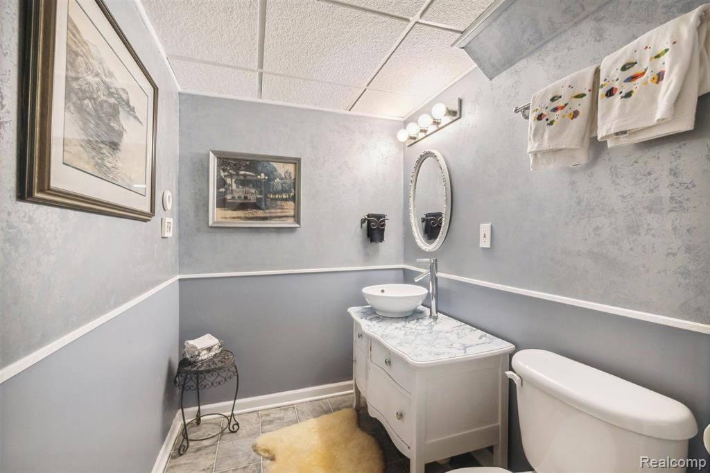 4297 FOREST BRIDGE Drive, Canton, MI 48188 — Photo 28