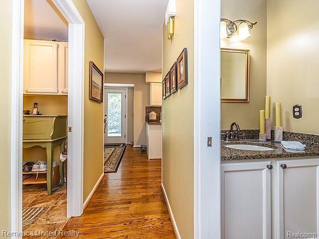 25427 BUCKMINSTER Drive, Novi, MI — Photo 14