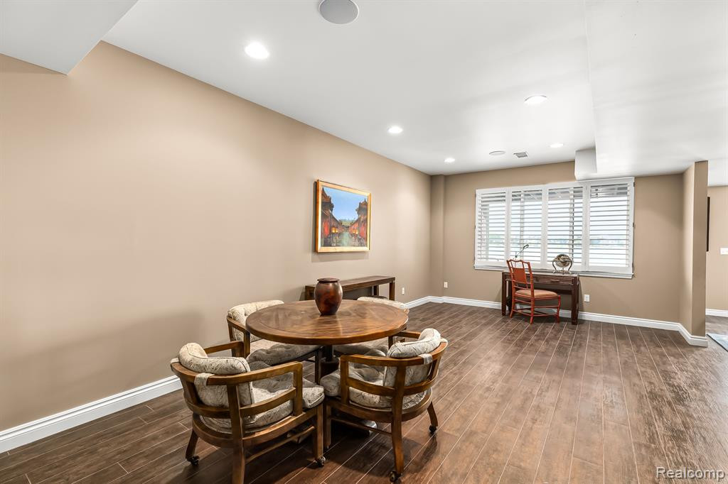 10744 WATERFALL Court, South Lyon, MI 48178 — Photo 28