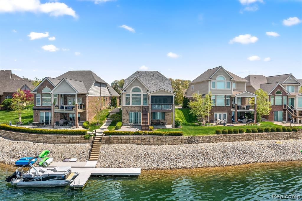10744 WATERFALL Court, South Lyon, MI 48178 — Photo 47